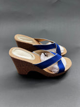 Load image into Gallery viewer, Sandals Women&#39;s Blue Gold Open Toe
