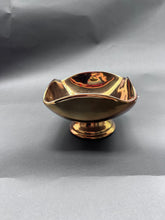 Load image into Gallery viewer, royal Winton Gold stand

