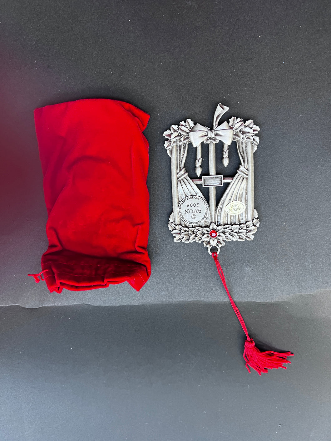 AVON Vintage 2008 Pewter Ornament