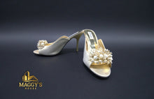 Load image into Gallery viewer, Gold Pearl Peep-Toe Heels
